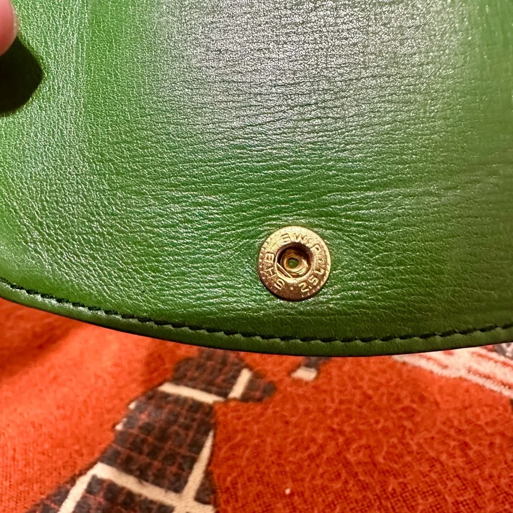 LOUIS VUITTON ❤️🌟VINTAGE GREEN EPI JEWELRY CASE⭐️